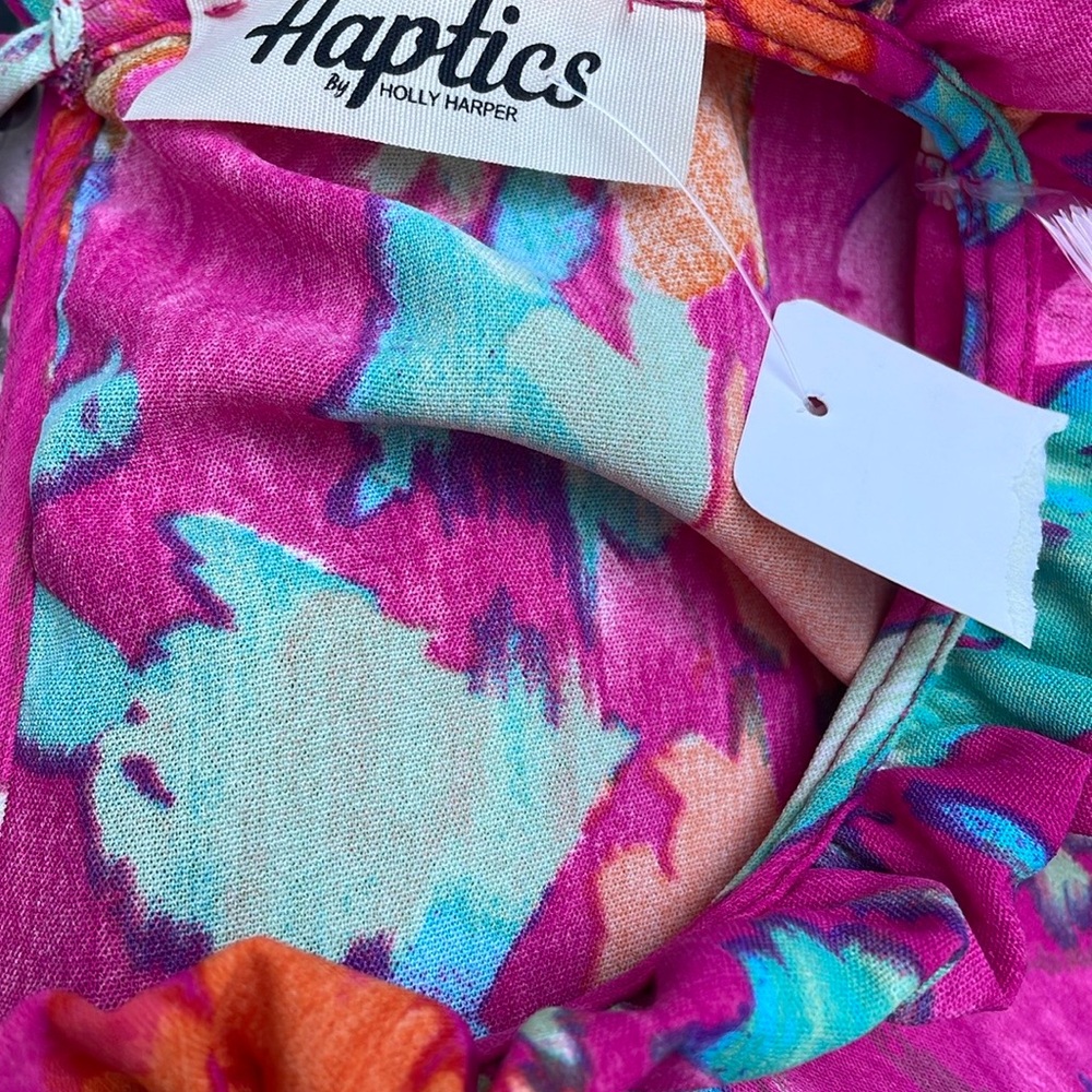Haptics Pink Contrast Mock Neck Flutter Sleeve Top NWT - Picture 4 of 5